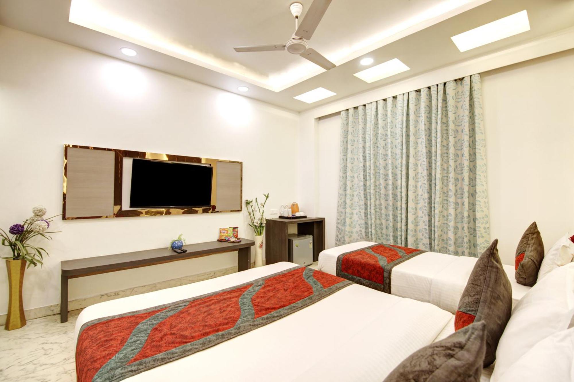 Hotel All Iz Well-By Haveliya Hotels- Traveller'S Choice Award Winner 2025 New Delhi Buitenkant foto