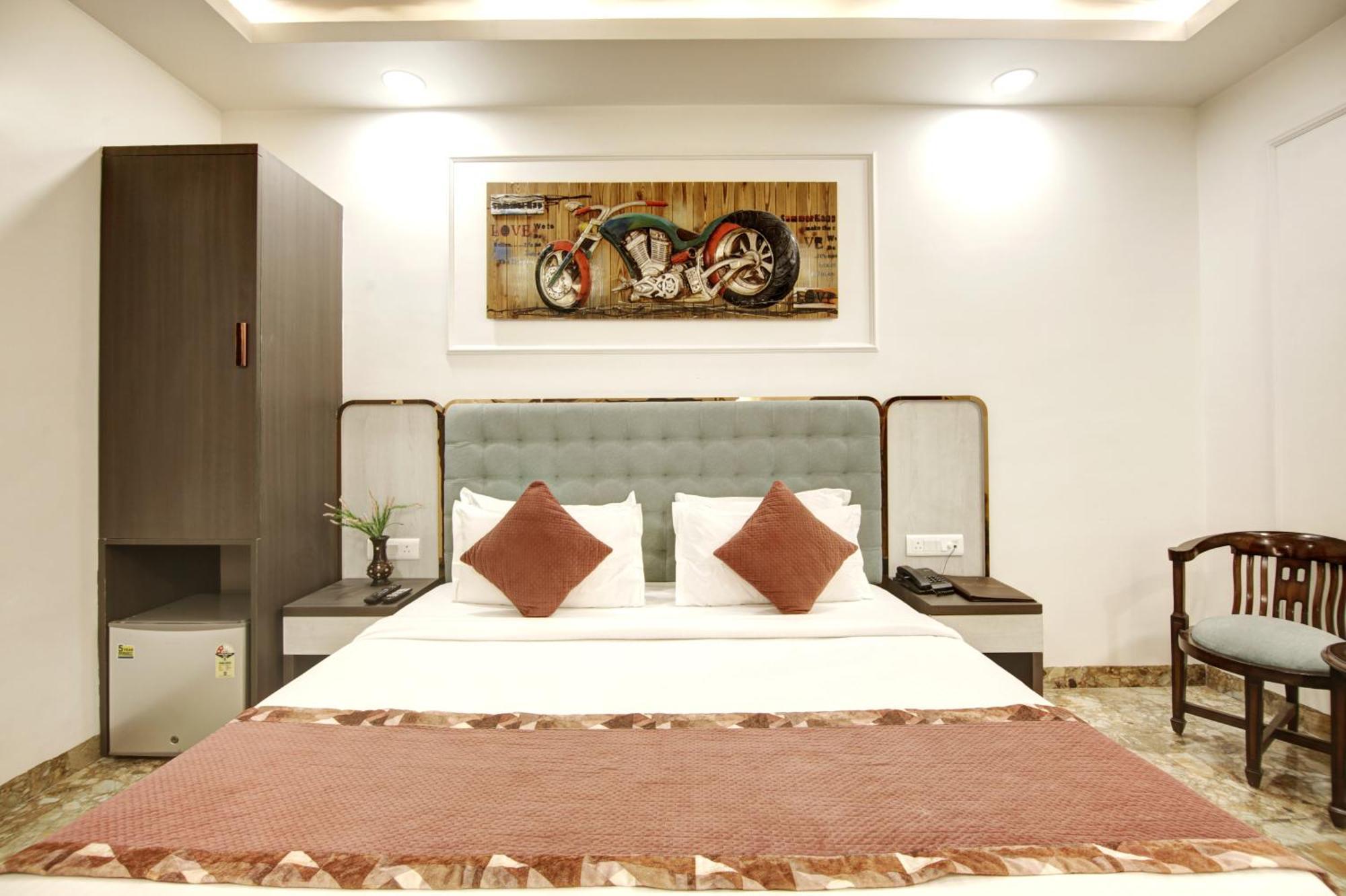 Hotel All Iz Well-By Haveliya Hotels- Traveller'S Choice Award Winner 2025 New Delhi Buitenkant foto