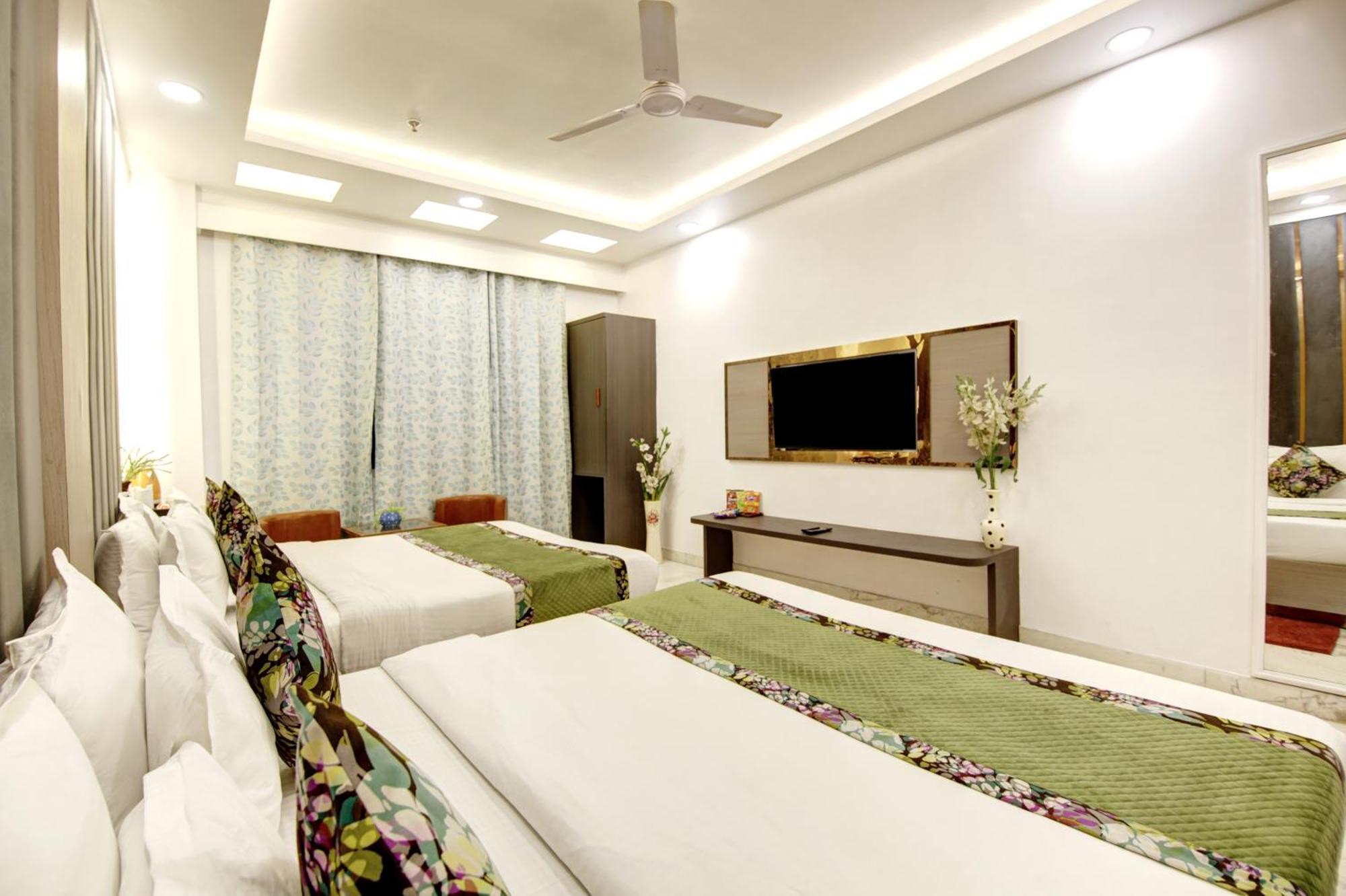 Hotel All Iz Well-By Haveliya Hotels- Traveller'S Choice Award Winner 2025 New Delhi Buitenkant foto