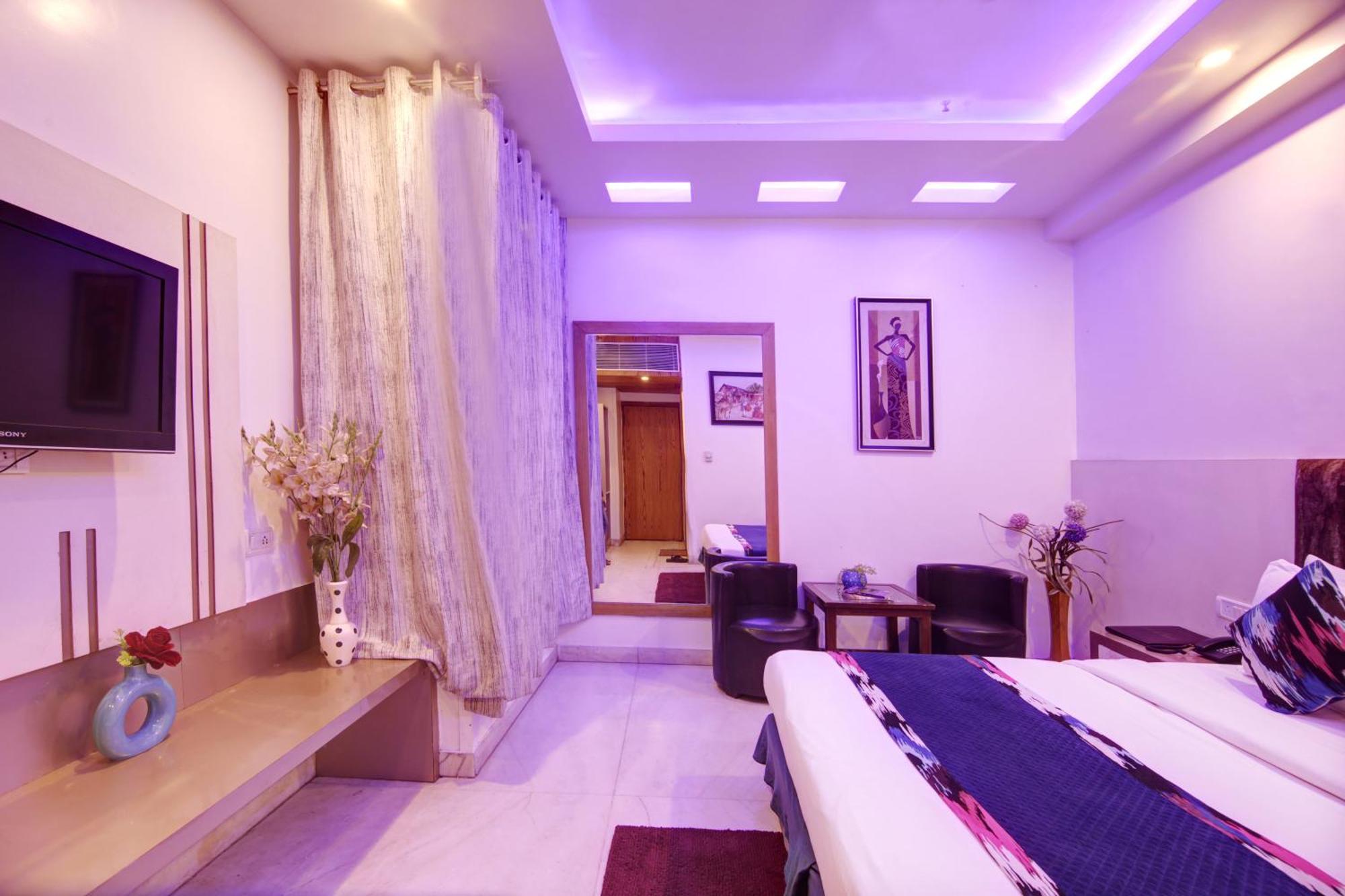 Hotel All Iz Well-By Haveliya Hotels- Traveller'S Choice Award Winner 2025 New Delhi Buitenkant foto