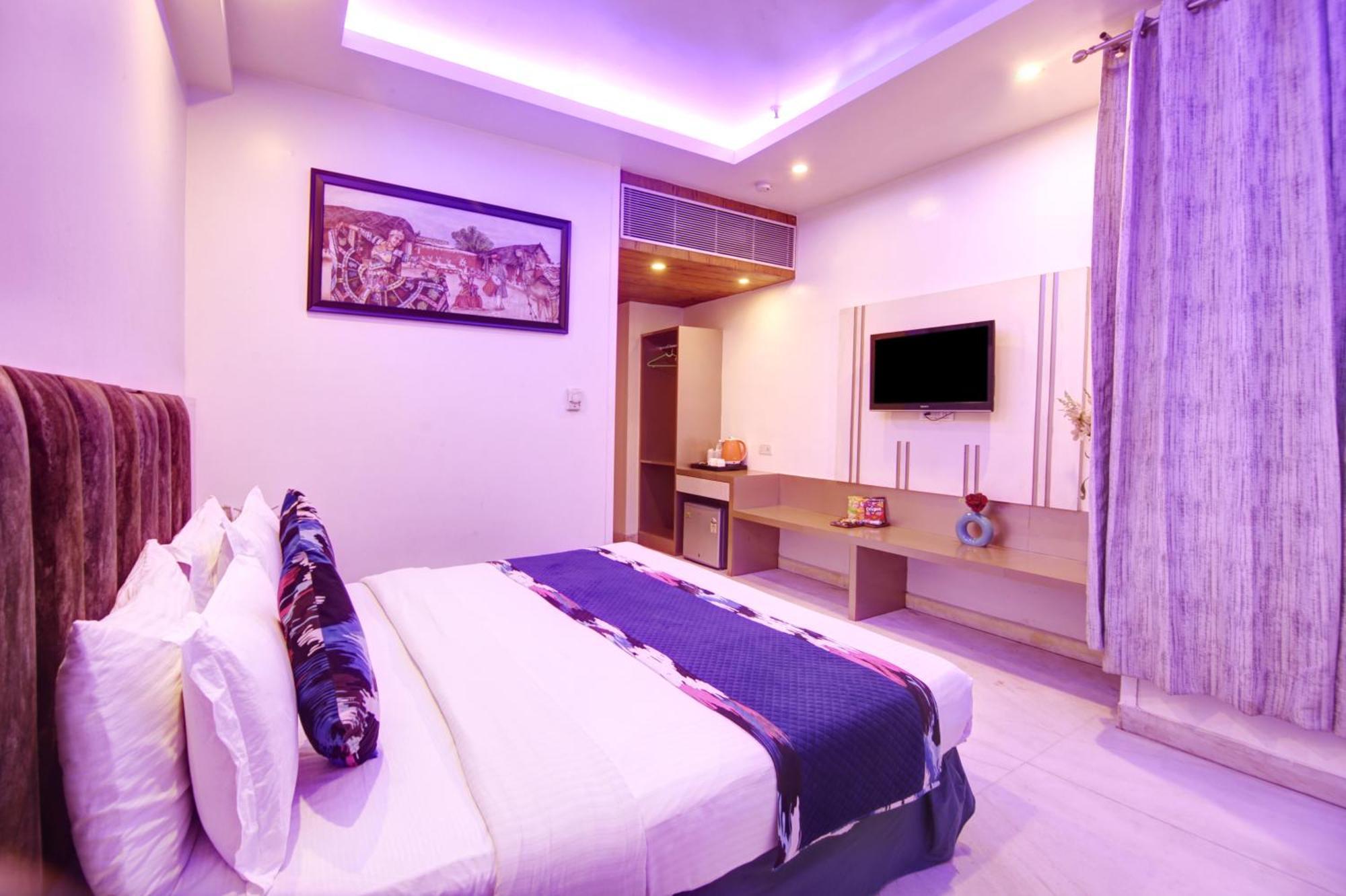 Hotel All Iz Well-By Haveliya Hotels- Traveller'S Choice Award Winner 2025 New Delhi Buitenkant foto