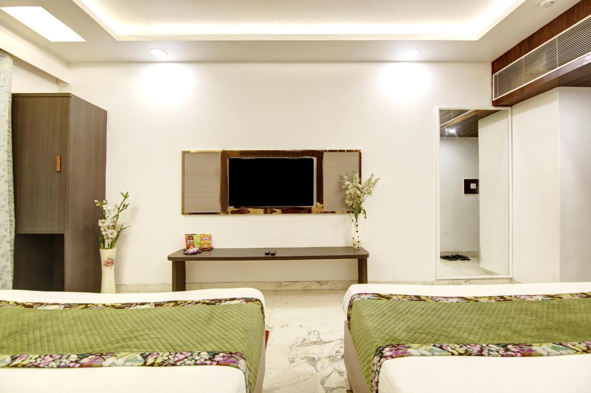 Hotel All Iz Well-By Haveliya Hotels- Traveller'S Choice Award Winner 2025 New Delhi Buitenkant foto