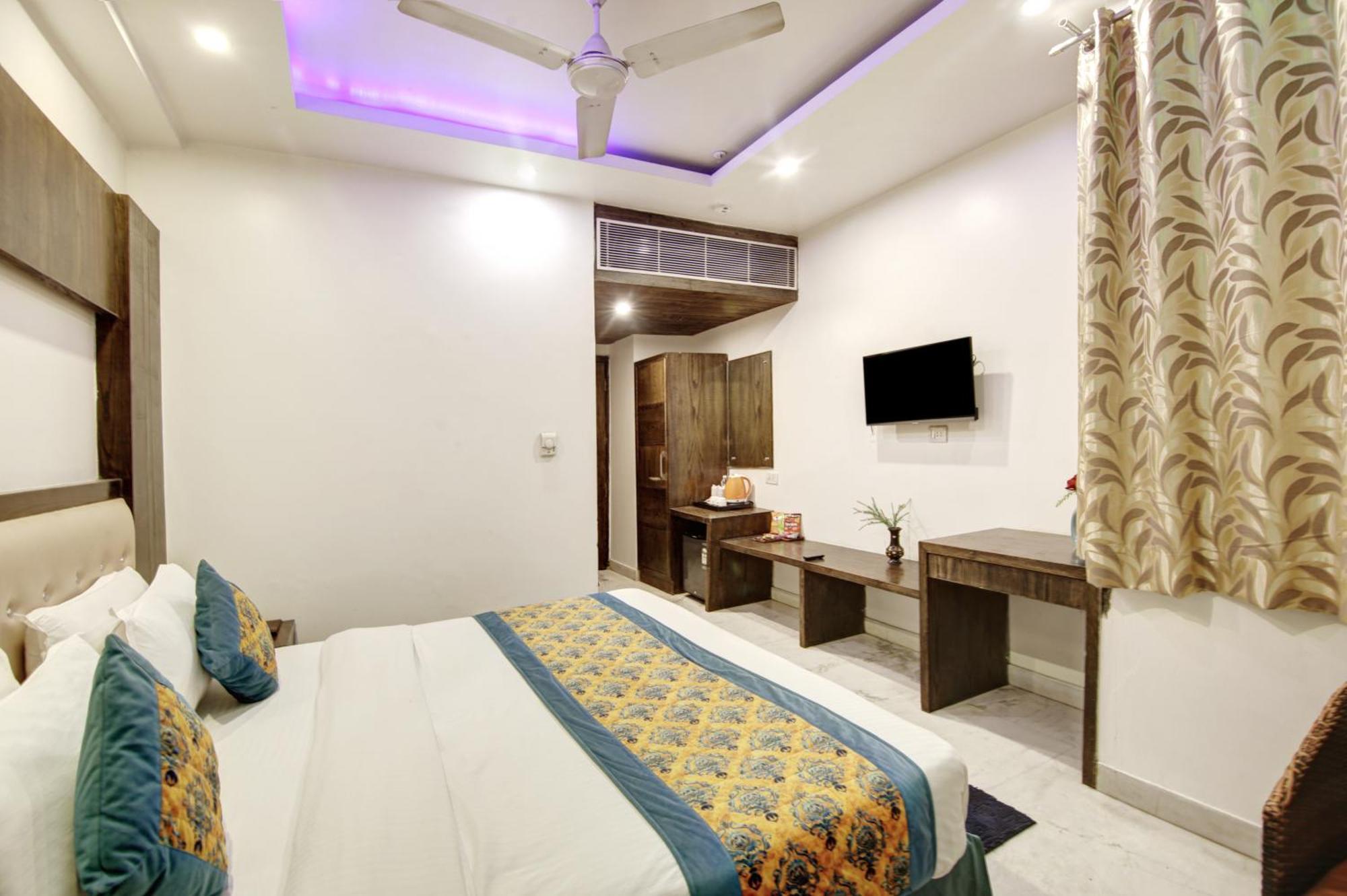 Hotel All Iz Well-By Haveliya Hotels- Traveller'S Choice Award Winner 2025 New Delhi Buitenkant foto