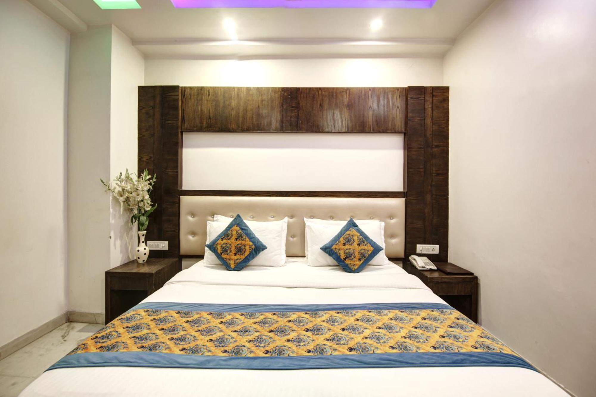 Hotel All Iz Well-By Haveliya Hotels- Traveller'S Choice Award Winner 2025 New Delhi Buitenkant foto