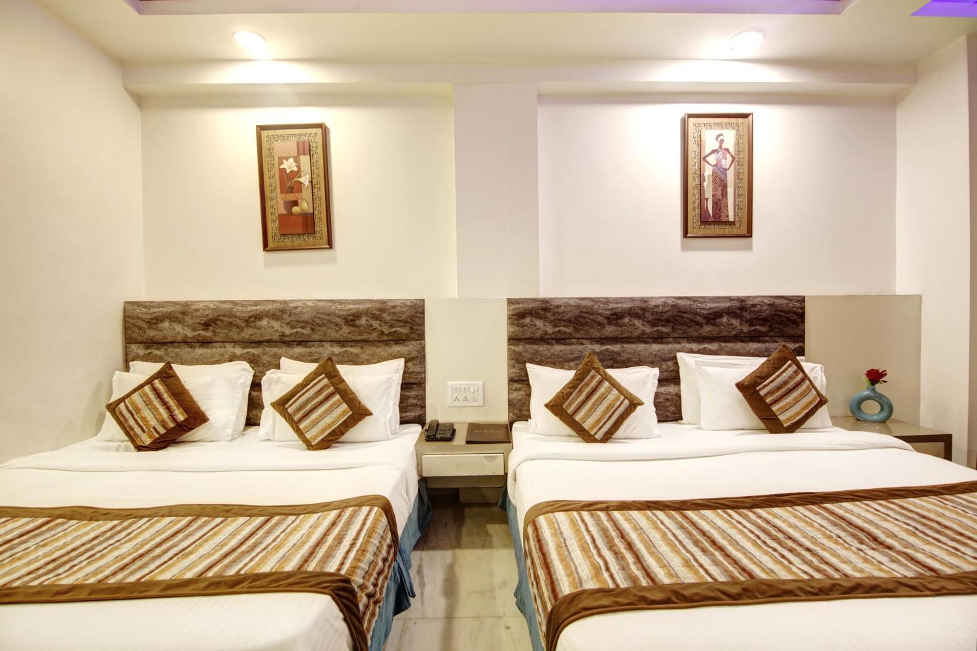 Hotel All Iz Well-By Haveliya Hotels- Traveller'S Choice Award Winner 2025 New Delhi Buitenkant foto