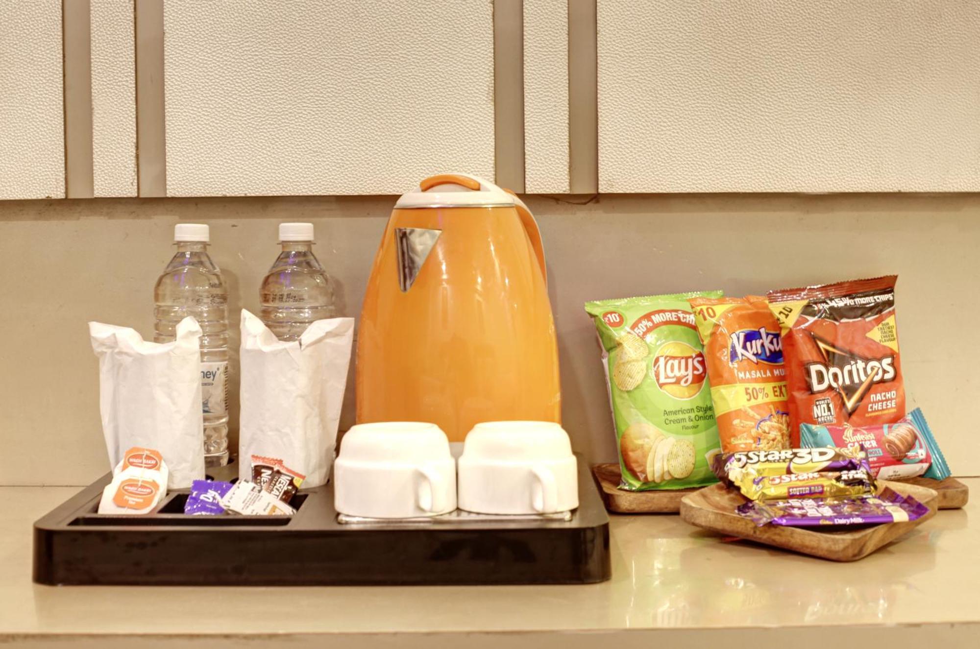 Hotel All Iz Well-By Haveliya Hotels- Traveller'S Choice Award Winner 2025 New Delhi Buitenkant foto