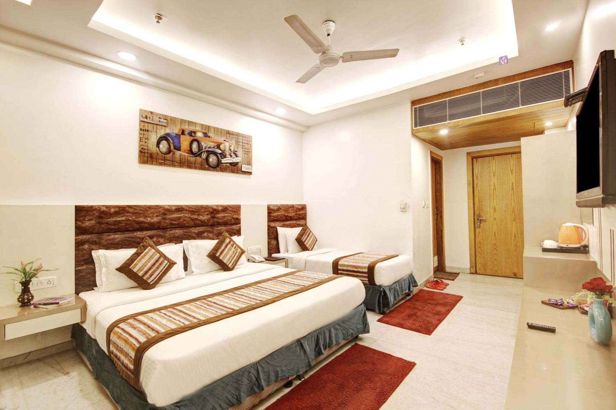 Hotel All Iz Well-By Haveliya Hotels- Traveller'S Choice Award Winner 2025 New Delhi Buitenkant foto